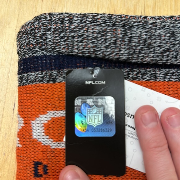 Denver Broncos Scarf-New with Tags - Picture 4 of 4